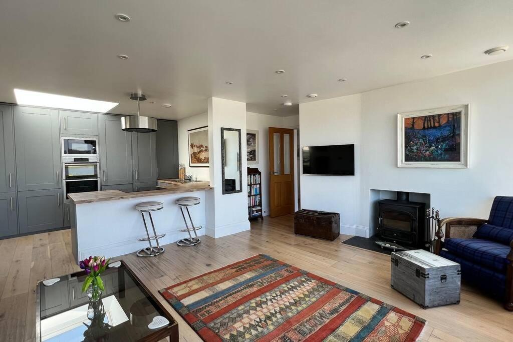 Shorepark - Waterfront Cottage With Stunning Views Dumfries Eksteriør bilde